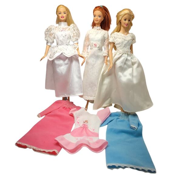 Trio of 2001 Palm Beach Barbies W/Swim Suits, PJ's, Shoes & Wedding Dresses - Picture 2 of 16
